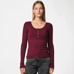 Clearance Dame Kitte Overdele Rød Dame Overdele·Overdele